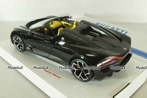 Bugatti W16 Mistral 2023, black,BU11051BK, Burago 1:18   