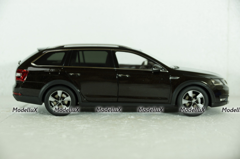 Skoda Octavia Combi (A7) 2017, brown, 2502BR, Paudi 1:18