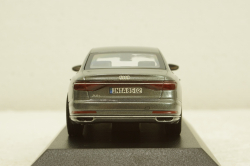 Audi A8 L metallic-grey, IScale 1:43