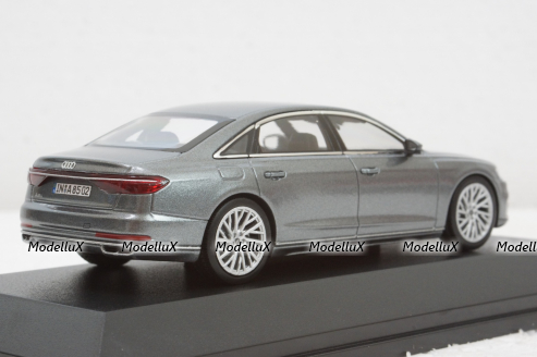 Audi A8 L metallic-grey, IScale 1:43