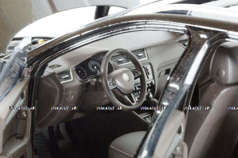 Skoda Octavia Combi (A7) 2017, brown, 2502BR, Paudi 1:18