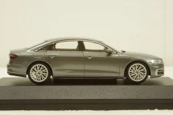 Audi A8 L metallic-grey, IScale 1:43