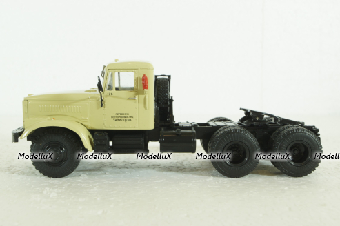Краз-258Б1, бежевый  Автолегенды СССР, Грузовики 1:43