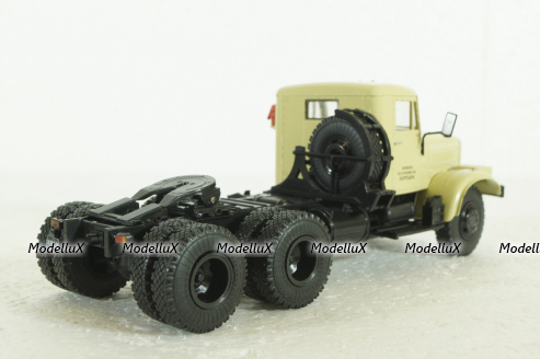 Краз-258Б1, бежевый  Автолегенды СССР, Грузовики 1:43