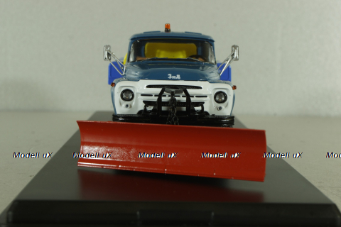 АКПМ-3(130) Аэродромная комбинированная поливомоечная машинана шасси Зил-130 SSM1586, SSM 1:43 Уценка!