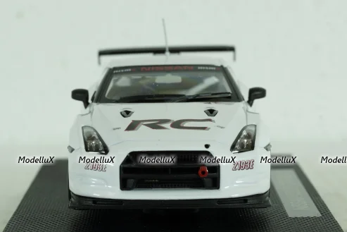 Nissan Nismo GT-R RC white/black, 44442, Ebbro 1:43 Уценка!