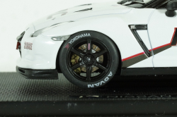 Nissan Nismo GT-R RC white/black, 44442, Ebbro 1:43 Уценка!