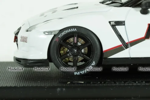 Nissan Nismo GT-R RC white/black, 44442, Ebbro 1:43 Уценка!