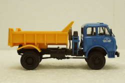 Маз-509Б самосвал, 1970г синий/желтый, Н722, Наш Автопром 1:43