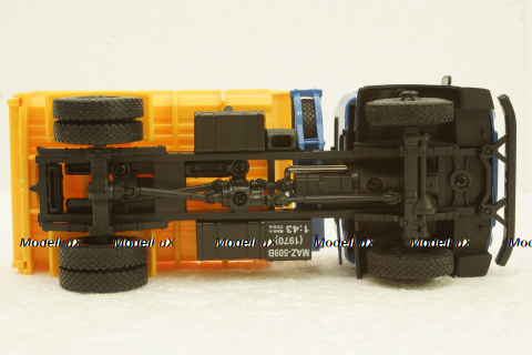 Маз-509Б самосвал, 1970г синий/желтый, Н722, Наш Автопром 1:43