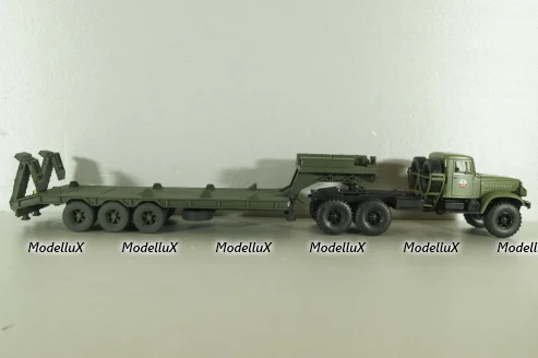 КВСЗ-5001.000 3-х осный п/прицеп-тяжеловоз, зеленый