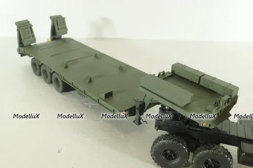 КВСЗ-5001.000 3-х осный п/прицеп-тяжеловоз, зеленый