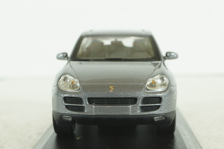 Porsche Cayenne V6 2002 ,grey metallic, 400061010, Minichamps 1:43