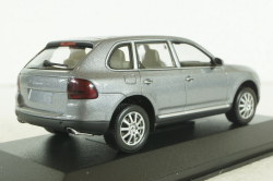 Porsche Cayenne V6 2002 ,grey metallic, 400061010, Minichamps 1:43
