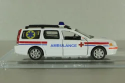 Volvo V70 медицинский 2006, белый, Конверсия 1:43