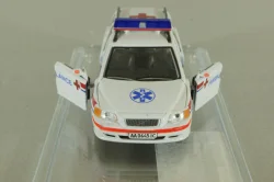 Volvo V70 медицинский 2006, белый, Конверсия 1:43