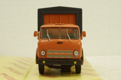 Маз-53352 борт с тентом оражевый 1974, Н296, Наш Автопром 1:43
