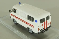 Уаз-452 медицинский, белый, Конверсия 1:43