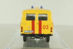 Уаз-452 медицинский, желтый, Конверсия 1:43