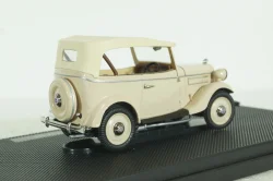Datsun 17 Phaeton 1938 creme, 44354, Ebbro 1:43
