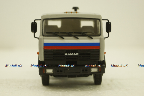 Камаз-54115 тягач, серый, АвтоИстория 1:43