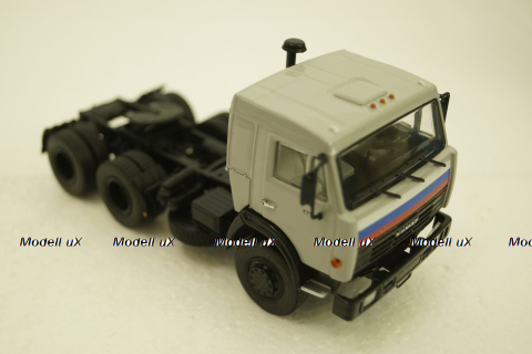 Камаз-54115 тягач, серый, АвтоИстория 1:43