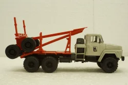 Краз-260Л лесовоз серый/красный, Н728, Наш Автопром 1:43