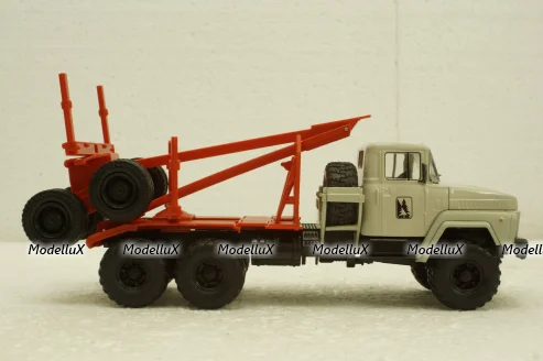 Краз-260Л лесовоз серый/красный, Н728, Наш Автопром 1:43