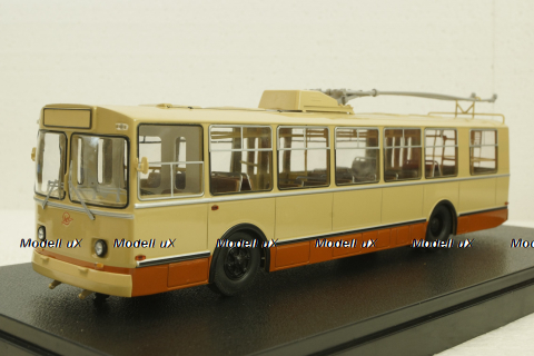 Троллейбус ЗИУ-9 (682Б), SSM 1:43 В Боксе! 