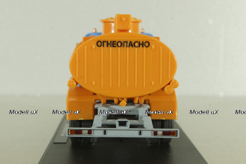 Star 200 fuel truck blue/orange, Model 43 1:43