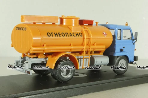 Star 200 fuel truck blue/orange, Model 43 1:43