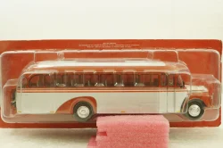 Volvo B375 bus 1957, red/white, Autobus Dal Mondo #72, Hachette 1:43
