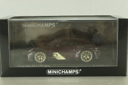 Porsche 911 (992) GT3 RS 2023, purple with gold wheels,410062112, Minichamps 1;43