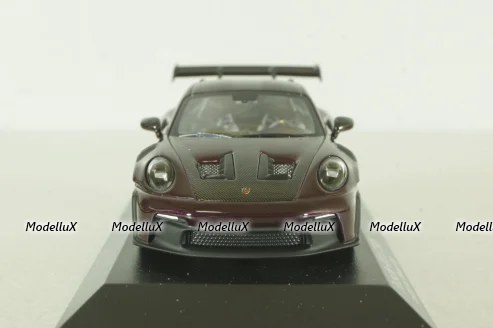Porsche 911 (992) GT3 RS 2023, purple with gold wheels,410062112, Minichamps 1;43 