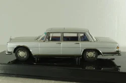Mercedes 600 SWB (W100) 1963, silver 56191, AutoArt 1:43