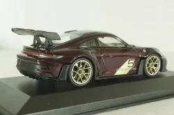 Porsche 911 (992) GT3 RS 2023, purple with gold wheels,410062112, Minichamps 1;43 