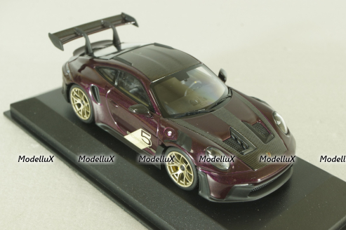 Porsche 911 (992) GT3 RS 2023, purple with gold wheels,410062112, Minichamps 1;43 
