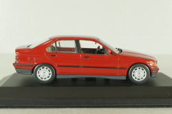 BMW 320i sedan 1992, red, 430023302, Minichamps 1:43  