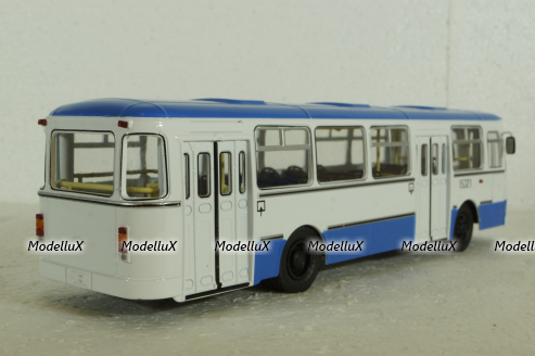 ЛИАЗ-677М (бело-голубой), Советский Автобус 1:43