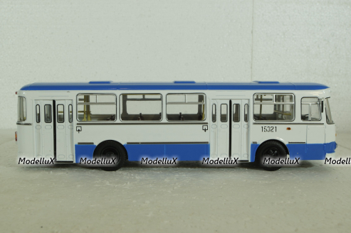 ЛИАЗ-677М (бело-голубой), Советский Автобус 1:43
