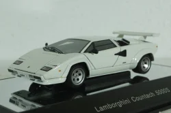 Lamborghini Countach 5000S 1982 white, 54533, AutoArt 1:43