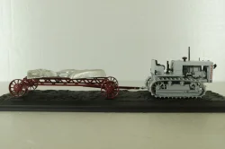 Сталинец-65 трактор, 1937, серый с прицепом, Model43 1:43