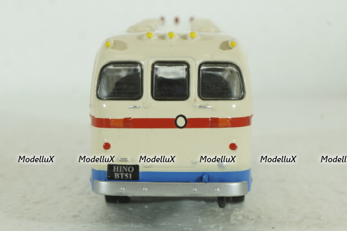 Hino BT 51, white,  Kultovni Autobusy Minule Ery 1:72