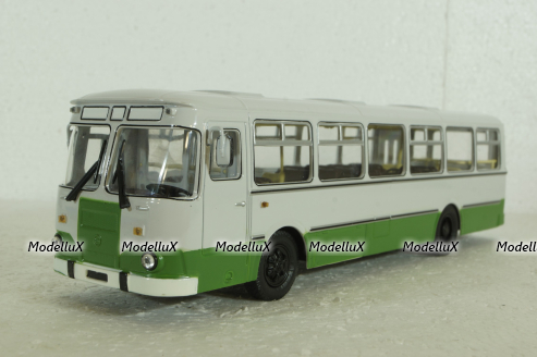 Лиаз-677М, бело/зеленый, Советский Автобус 1:43