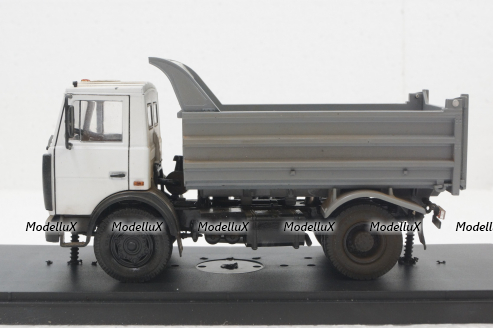 Маз-5551, самосвал, белый/серый, (АвтоИстория) Конверсии 1:43