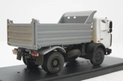 Маз-5551, самосвал, белый/серый, (АвтоИстория) Конверсии 1:43