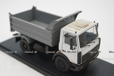 Маз-5551, самосвал, белый/серый, (АвтоИстория) Конверсии 1:43