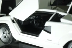 Lamborghini Countach 5000S 1982 white, 54533, AutoArt 1:43