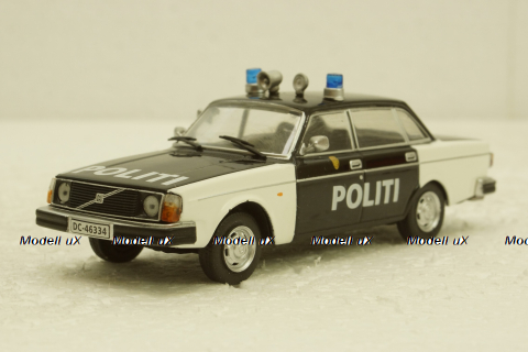 Volvo 244 Полиция Норвегии. Полицейские машины мира №73 Deagostini, 1:43