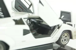 Lamborghini Countach 5000S 1982 white, 54533, AutoArt 1:43